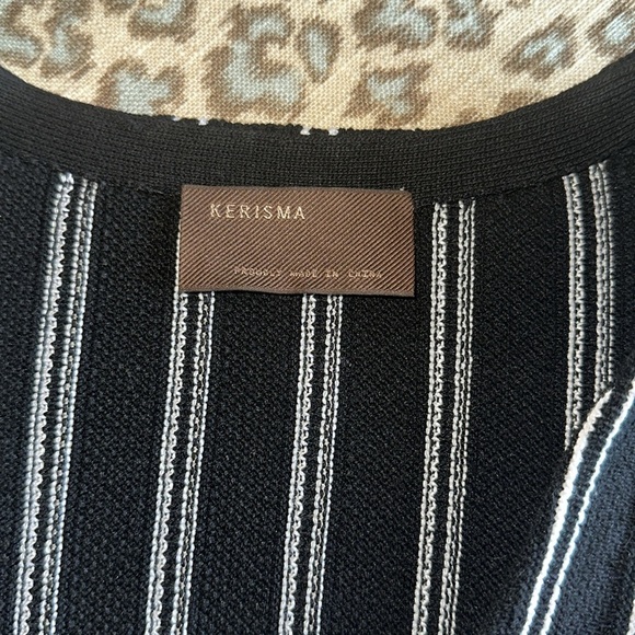 EUC KERISMA Sweater Medium - Picture 5 of 9